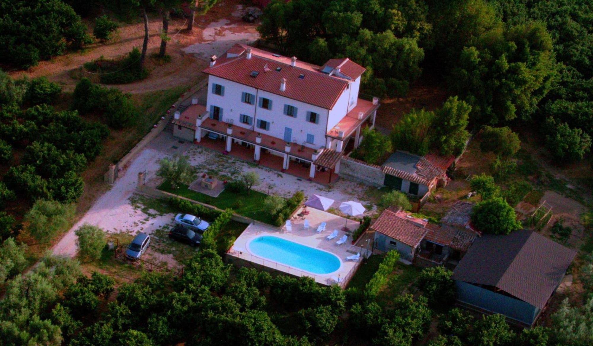 Agriturismo Casale Zuccari Капрарола Екстериор снимка