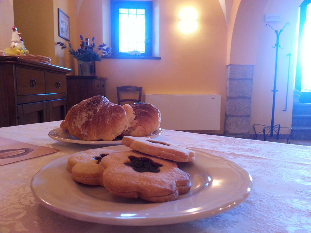 Agriturismo Casale Zuccari Капрарола Екстериор снимка