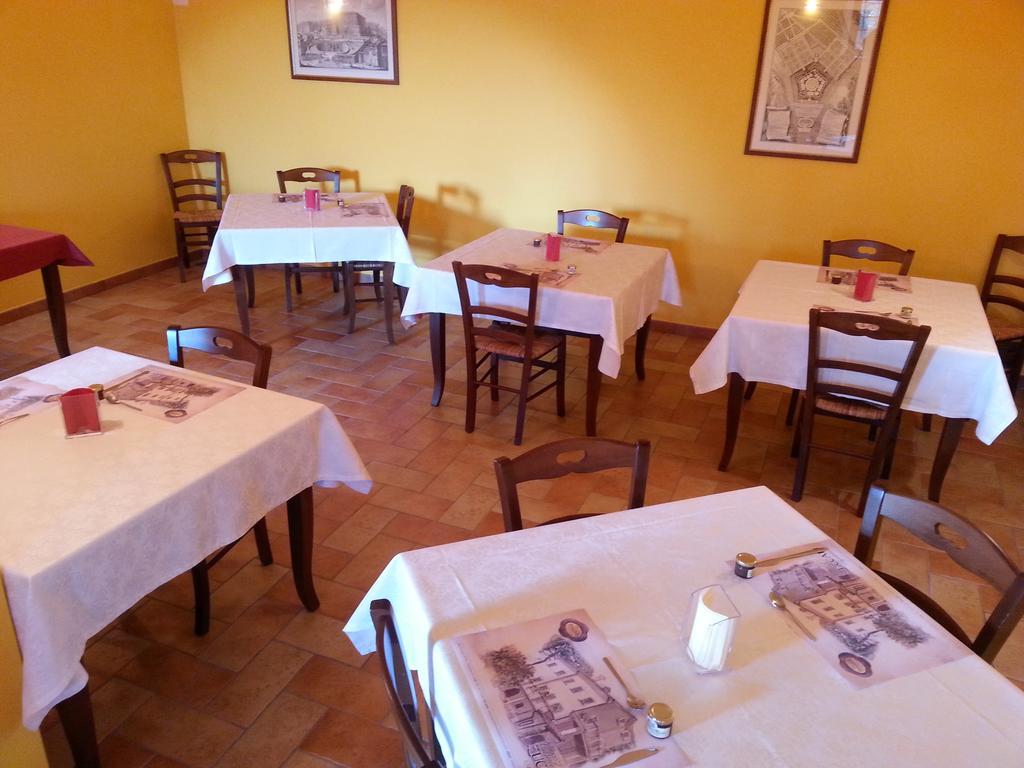 Agriturismo Casale Zuccari Капрарола Екстериор снимка